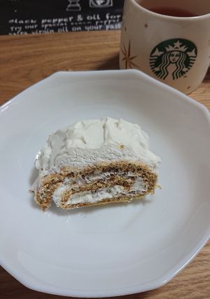 ロールケーキ。甘栗入り。-レシピのメイン写真
