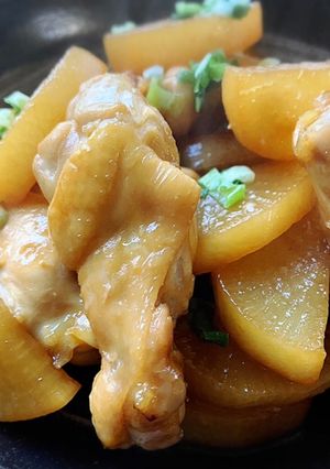 フライパンで時短☆鶏手羽元と大根の煮物-レシピのメイン写真