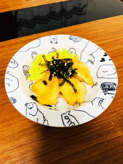 鶏肉の甘辛焼きと炒り卵の丼♡-レシピのメイン写真