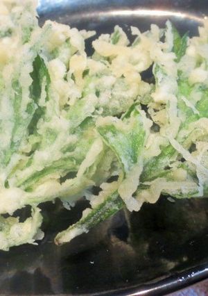 ☆春の野草よもぎの天ぷら-レシピのメイン写真