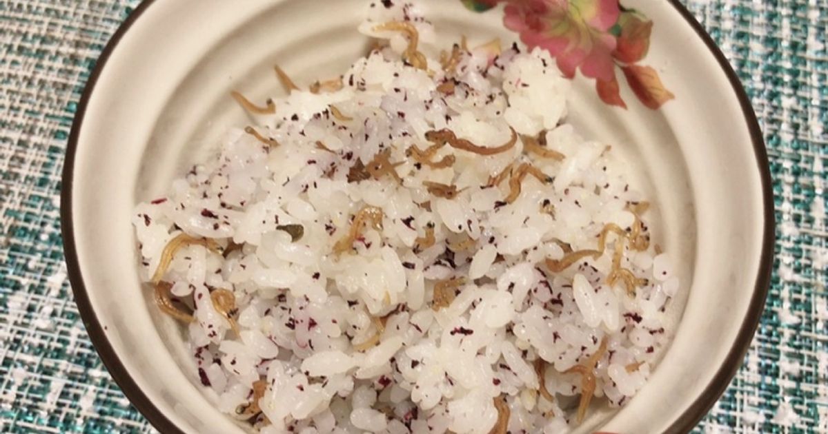 ユカリご飯 基本からアレンジまで！思わずつくりたくなる「ゆかり混ぜご飯