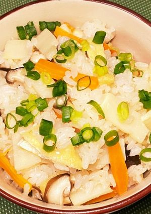 たけのこと油揚げの炊き込みご飯-レシピのメイン写真