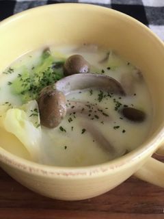 あさりとキャベツのミルクスープ-レシピのメイン写真