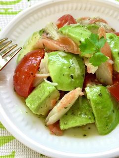 アボカドトマトカニカマのイタリアンサラダ-レシピのメイン写真