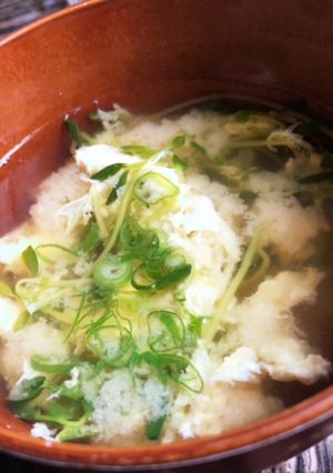 えんどう豆の芽とかきたまみそ汁-レシピのメイン写真