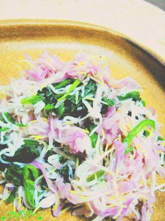 優雅に・・・菊とほうれん草の和えもの-レシピのメイン写真