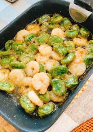 旬のそら豆で薄皮まで美味しいアヒージョ-レシピのメイン写真