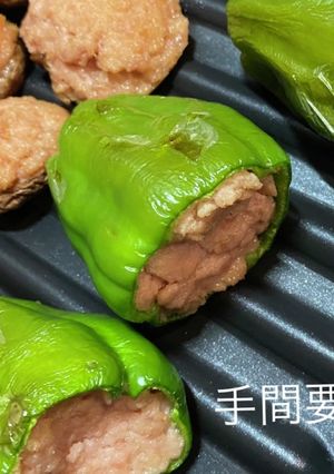 時短レシピ！ピーマンと椎茸の肉詰め-レシピのメイン写真