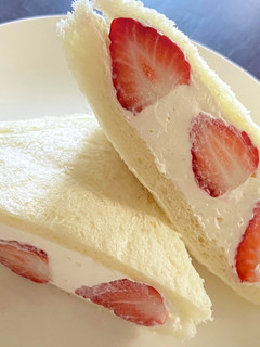 ダレないクリーム◎いちごサンド-レシピのメイン写真