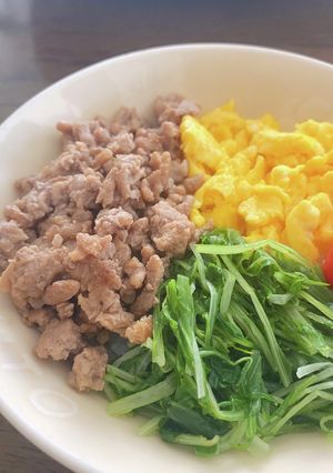 サッと作れる水菜の三色丼-レシピのメイン写真