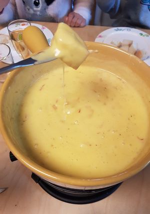 サフランチーズフォンデュ-レシピのメイン写真