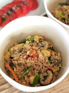 鶏そぼろアレンジ丼-レシピのメイン写真