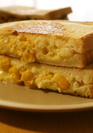 卵コーンチーズのホットサンド★冷凍可-レシピのメイン写真