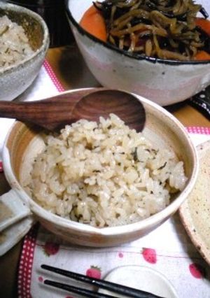 玄米茶で茶飯-レシピのメイン写真