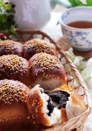 ごま団子みたいなごま団子ちぎりパン-レシピのメイン写真