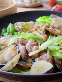 あさりと春キャベツの酒蒸し-レシピのメイン写真