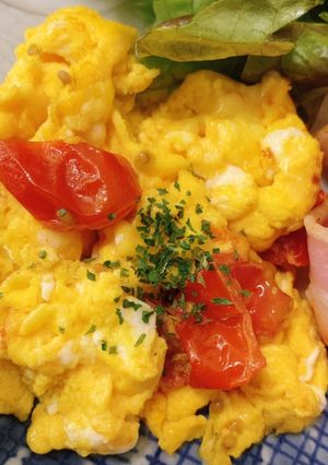 ☆プチトマト入りチーズオムレツ☆-レシピのメイン写真