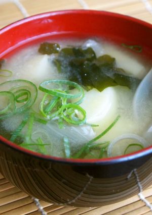 お味噌汁の簡単な作り方-レシピのメイン写真