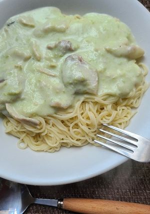 免疫↑ブロッコリー茎と豚肉のクリームスパ-レシピのメイン写真