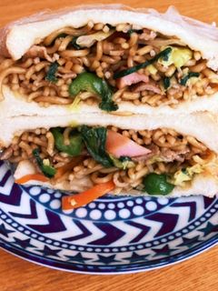 焼きそばパン-レシピのメイン写真