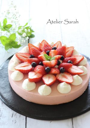苺ジャム♪ストロベリーレアチーズケーキ-レシピのメイン写真