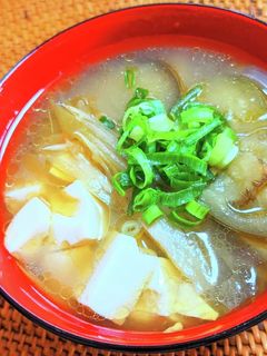 みょうがと茄子・豆富の味噌汁-レシピのメイン写真