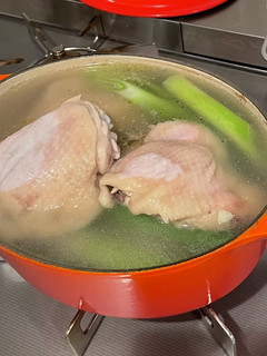 ル・クルーゼで煮込む参鶏湯-レシピのメイン写真