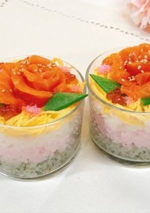 母の日に作ってみよう！カップ寿司-レシピのメイン写真