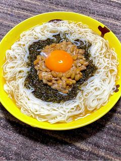 ネバネバコラボで食べるアカモク納豆素麺-レシピのメイン写真
