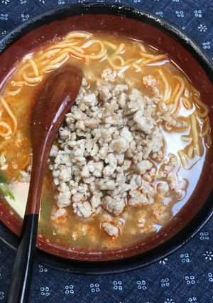 日清ラ王坦々麺の作り方　豚そぼろも。-レシピのメイン写真