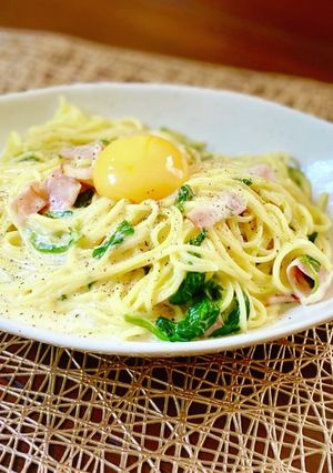 ベーコンとほうれん草のカルボナーラ-レシピのメイン写真