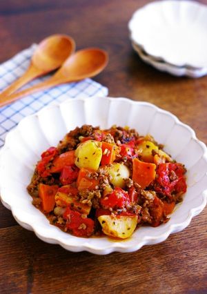 イタリアンなトマト肉じゃが-レシピのメイン写真