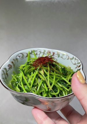豆苗のガーリック炒め-レシピのメイン写真