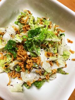 白菜とチキンラーメンでさっぱり合え。-レシピのメイン写真