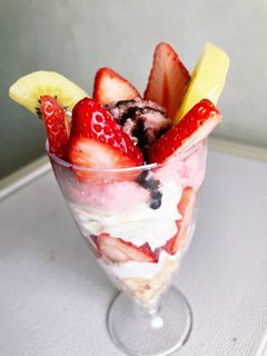 イチゴパフェ-レシピのメイン写真