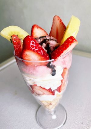イチゴパフェ-レシピのメイン写真