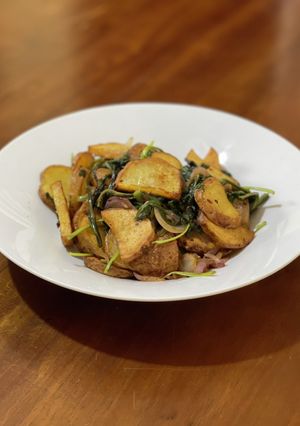 じゃがいもと空芯菜の炒め物-レシピのメイン写真