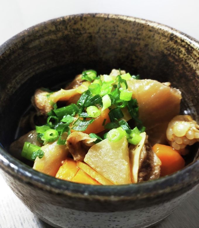 煮物 ピリ辛牛スジ煮（モツ煮)込み by Mitsu1979 【クックパッド】 簡単