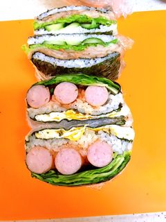 次女の夜勤おむすび♡5月7日金曜日-レシピのメイン写真