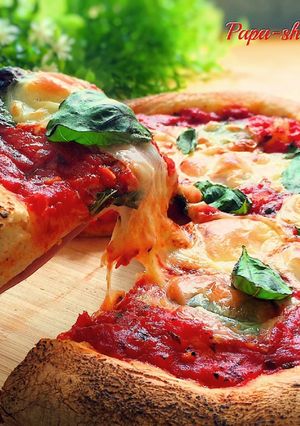 生地が美味しい本格ピッツァ マルゲリータ-レシピのメイン写真