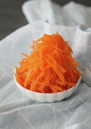 シチューの副菜に。にんじんのラペ-レシピのメイン写真