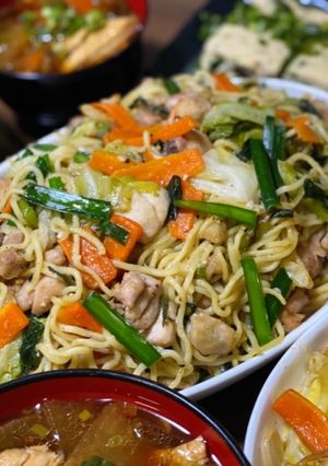 ニラたっぷり鳥塩焼きそば-レシピのメイン写真