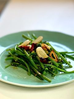 新芯菜(なばな)のペペロンチーノ風炒め-レシピのメイン写真
