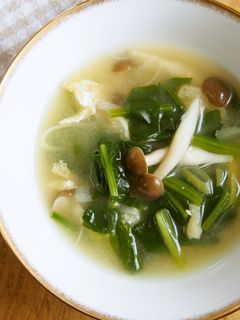 5分でお味噌汁!ほうれん草・しめじ♪-レシピのメイン写真