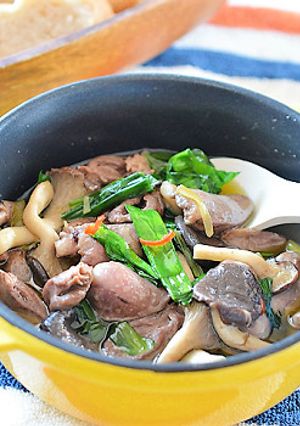 行者にんにくと鶏モツのアヒージョ♪-レシピのメイン写真