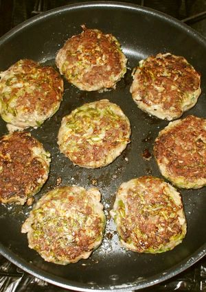 春キャベツハンバーグ♪簡単-レシピのメイン写真