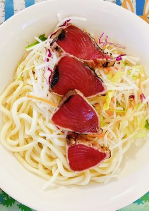 カツオのタタキサラダうどん-レシピのメイン写真