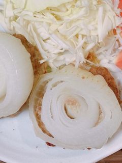 簡単♪玉ねぎのせるだけハンバーグ-レシピのメイン写真