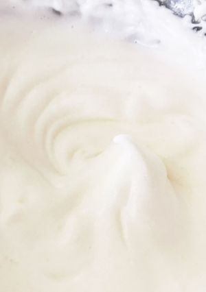 牛乳とゼラチンで作るホイップクリーム-レシピのメイン写真