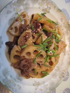 ご飯がすすむ♪れんこんと牛肉の甘辛煮-レシピのメイン写真